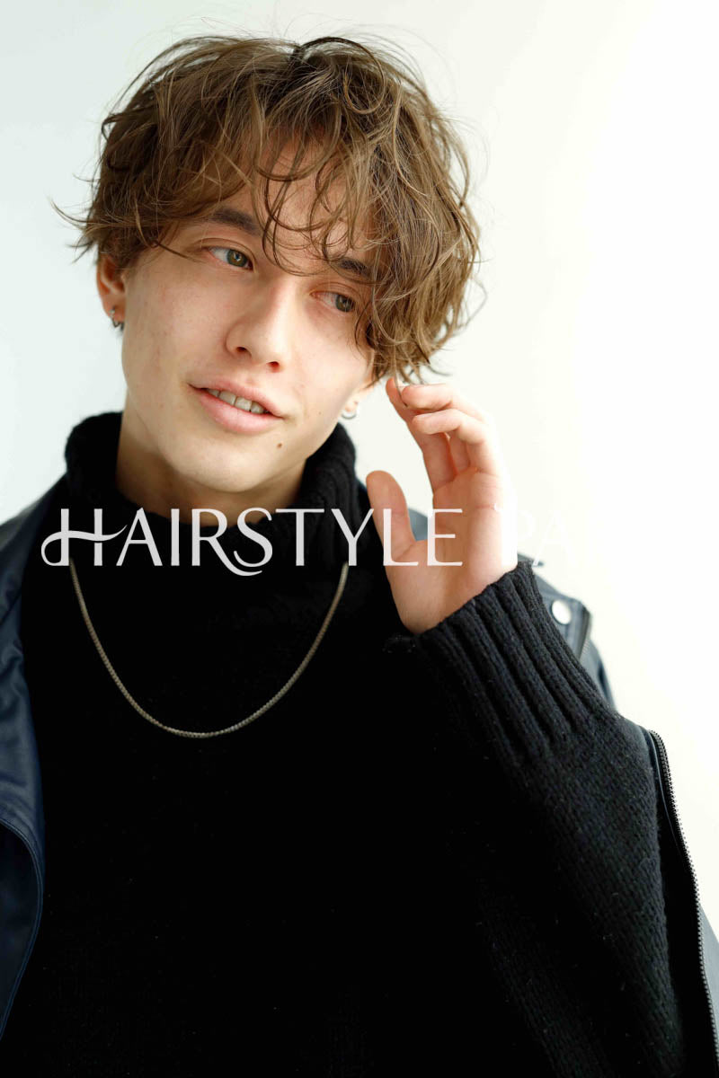 ヘアスタイル写真PhotoNo:219-1 (4) [ショート,メンズ,ナチュラル,外国