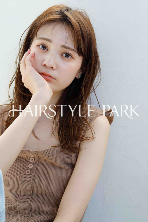 ヘアスタイル写真PhotoNo:262-1 (5) [ロング,レディース,ナチュラル,オフィス / コンサバ,カラー,縦型 ]