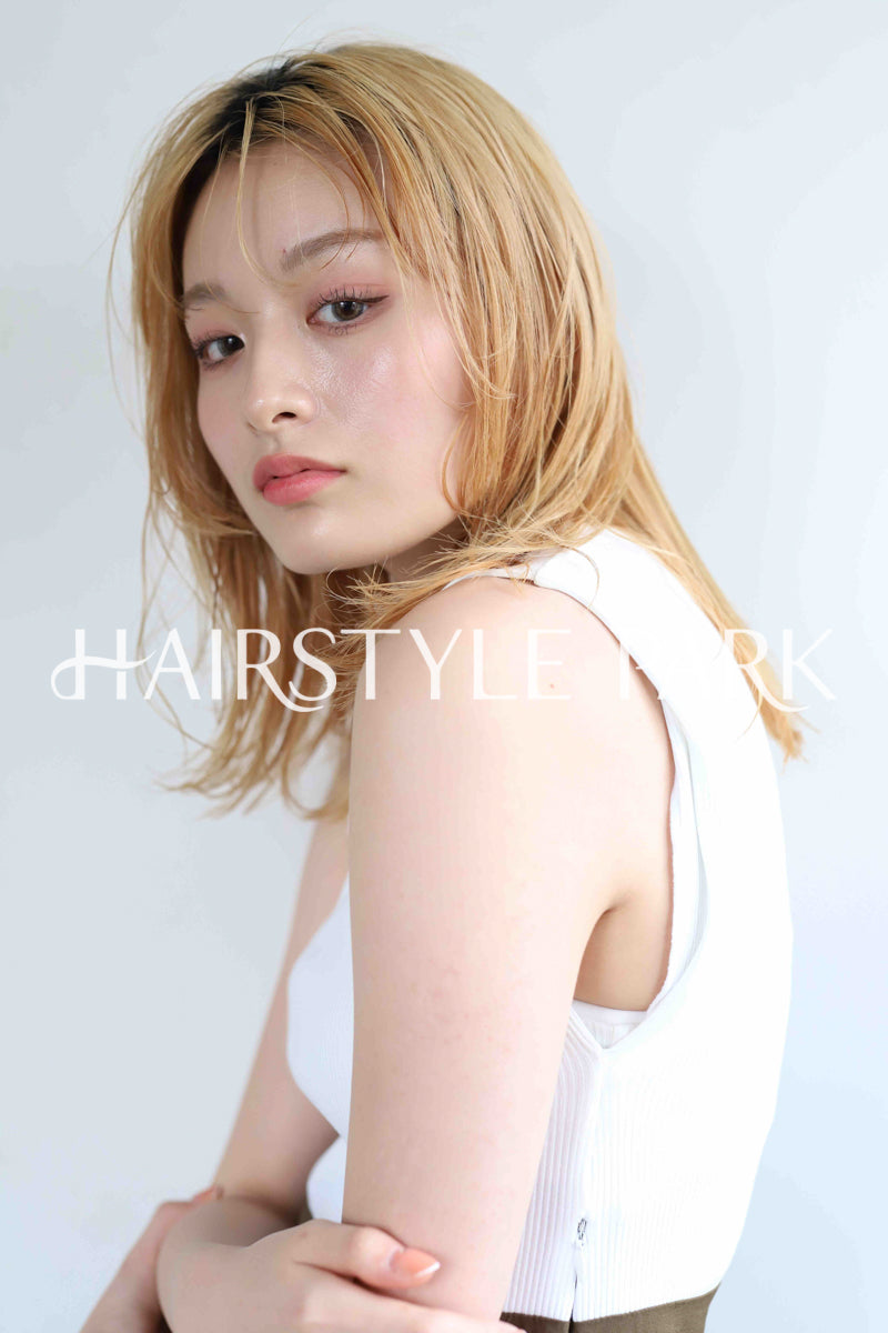 ヘアスタイル写真PhotoNo:295-2 (1) [ロング,レディース,ギャル,カラー,ダブルカラー,縦型 ]