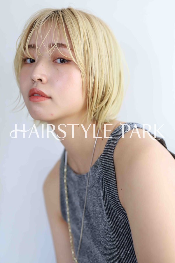 ヘアスタイル写真PhotoNo:300-2 (30) [ミディアム,レディース,カジュアル,カット,カラー,ダブルカラー,縦型 ]