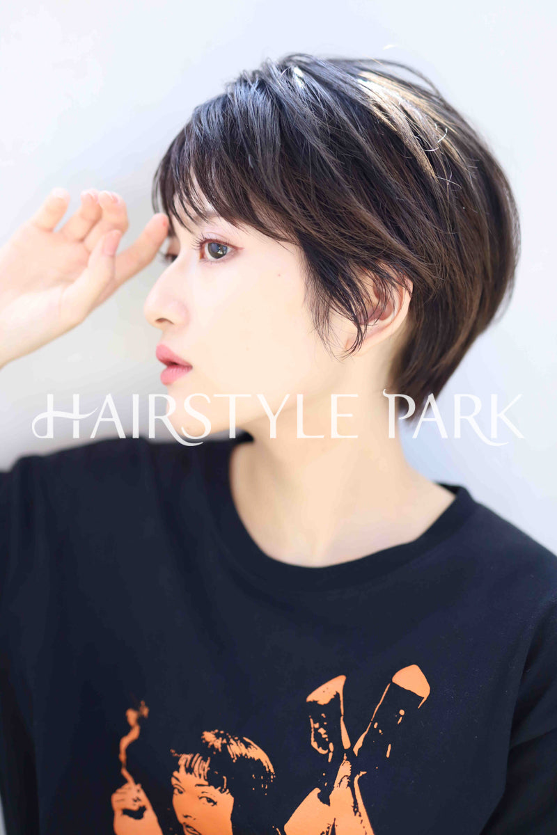 ヘアスタイル写真PhotoNo:310-1 (24) [ショート,レディース,クール / かっこいい,カット,縦型 ]