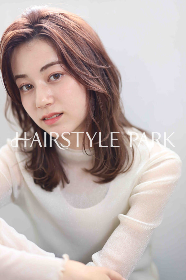 ヘアスタイル写真PhotoNo:312-1 (4) [ロング,レディース,ナチュラル,オフィス / コンサバ,カラー,縦型 ]