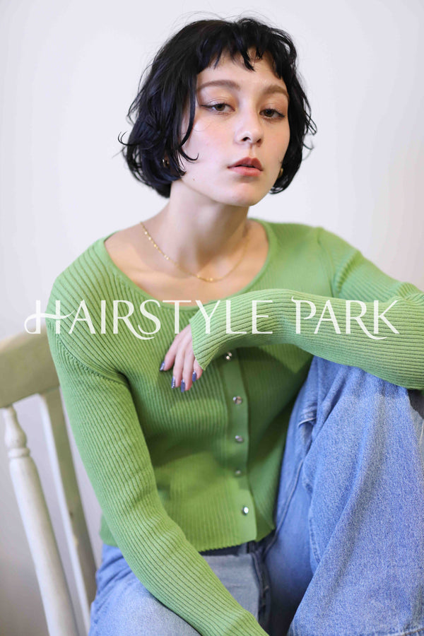 ヘアスタイル写真PhotoNo:313-1 (10) [ミディアム,レディース,カジュアル,クール / かっこいい,カット,縦型 ]