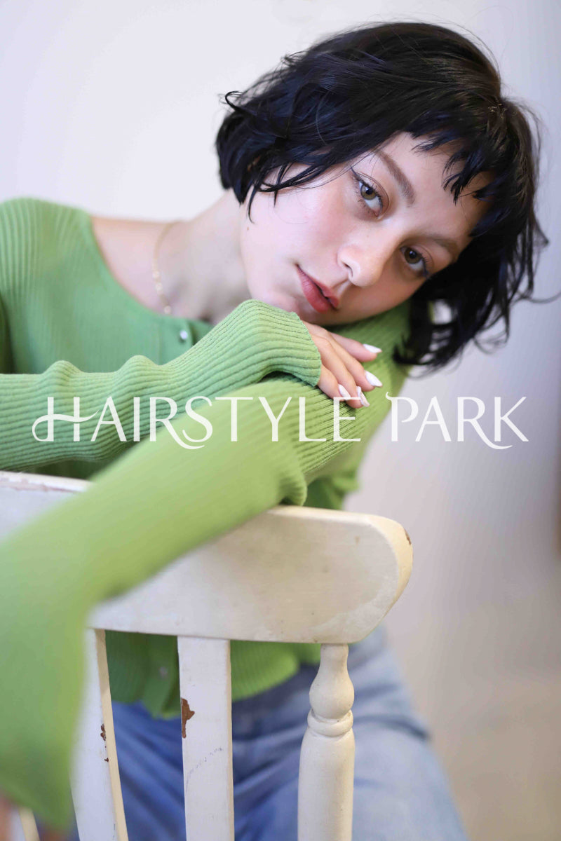 ヘアスタイル写真PhotoNo:313-1 (27) [ミディアム,レディース,カジュアル,クール / かっこいい,カット,縦型 ]