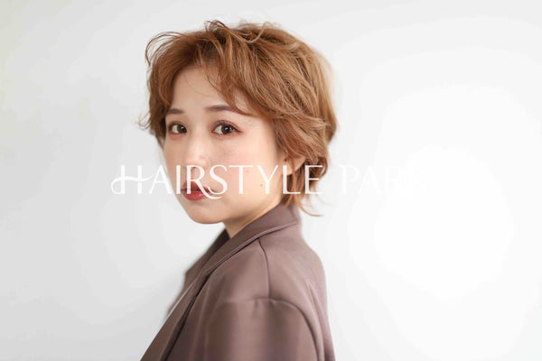 ヘアスタイル写真PhotoNo:322-2 (10) [ショートミディアム,レディース,ナチュラル,モテ・愛され,カラー,縦型 ]