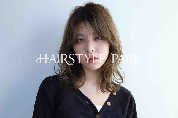 ヘアスタイル写真PhotoNo:330-3 (20) [ロング,レディース,オフィス / コンサバ,パーマ,縦型 ]