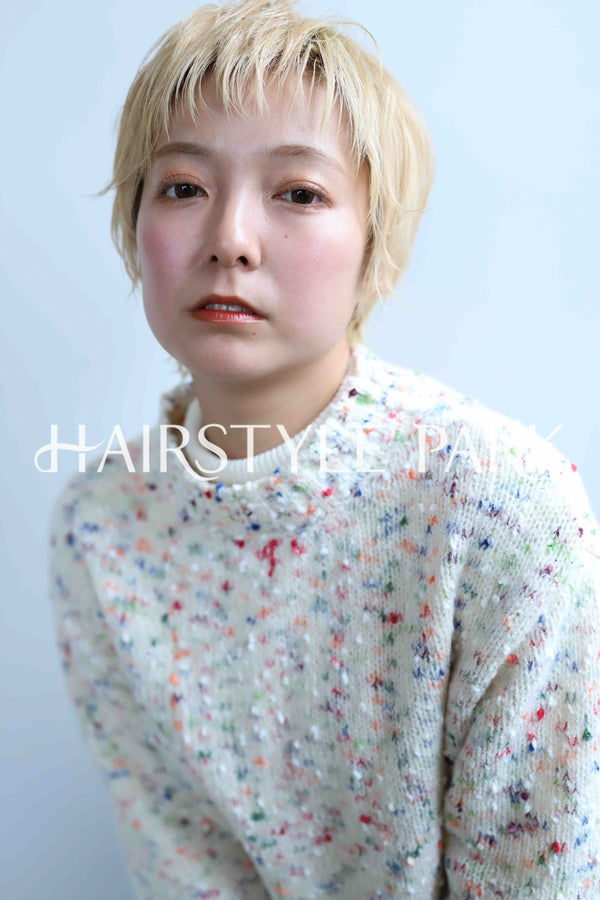 ヘアスタイル写真PhotoNo:331-1 (5) [ショート,ベリーショート,レディース,カジュアル,カラー,ダブルカラー,縦型 ]