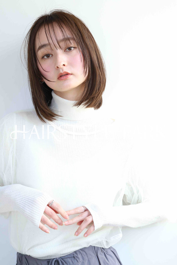 ヘアスタイル写真PhotoNo:332-1 (2) [ミディアム,レディース,ナチュラル,クール / かっこいい,ストレートパーマ,縦型 ]