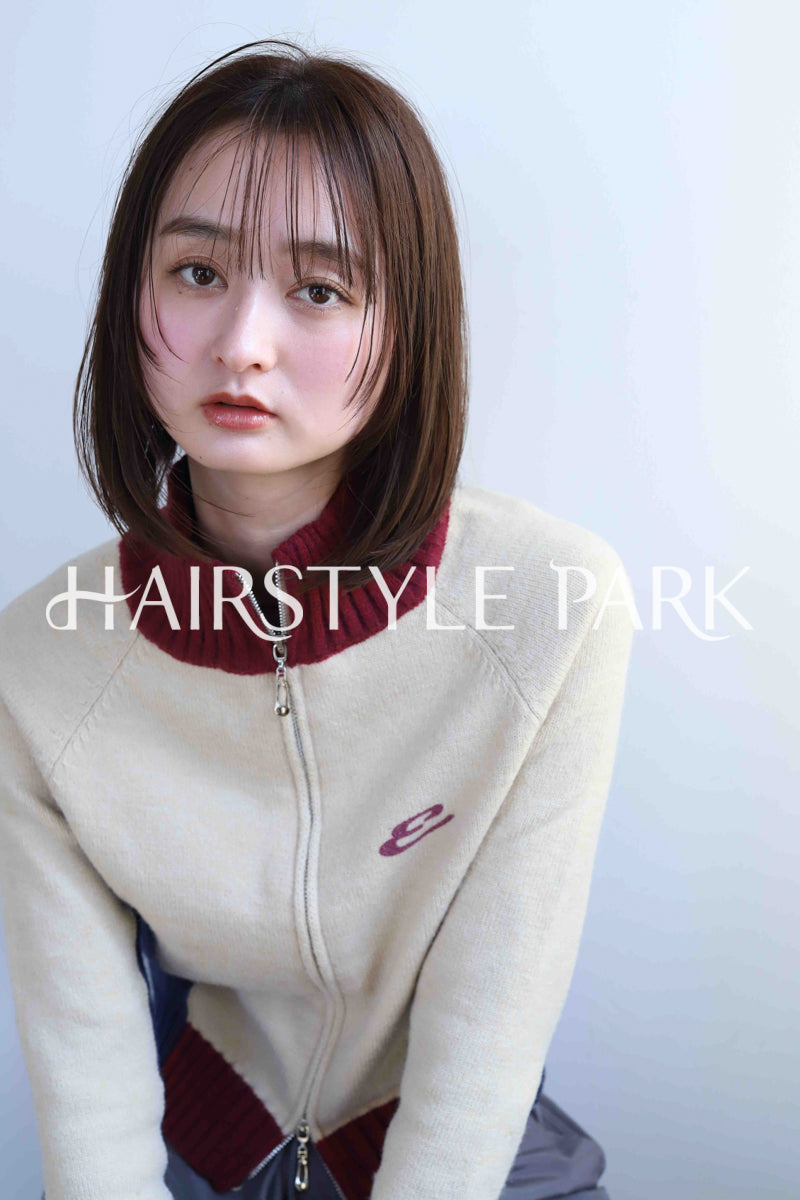 ヘアスタイル写真PhotoNo:332-3 (1) [ミディアム,レディース,ナチュラル,クール / かっこいい,ストレートパーマ,縦型 ]