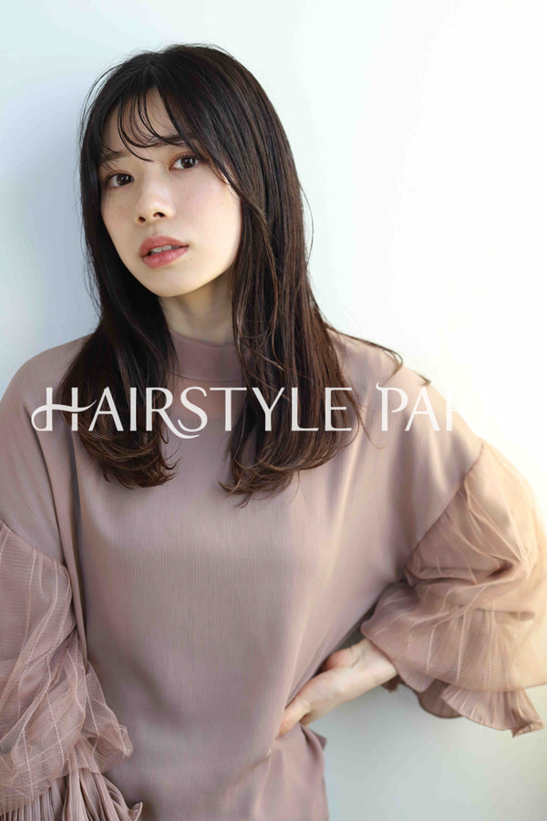 ヘアスタイル写真PhotoNo:337-2 (9) [ロング,レディース,クール / かっこいい,パーマ,縦型 ]