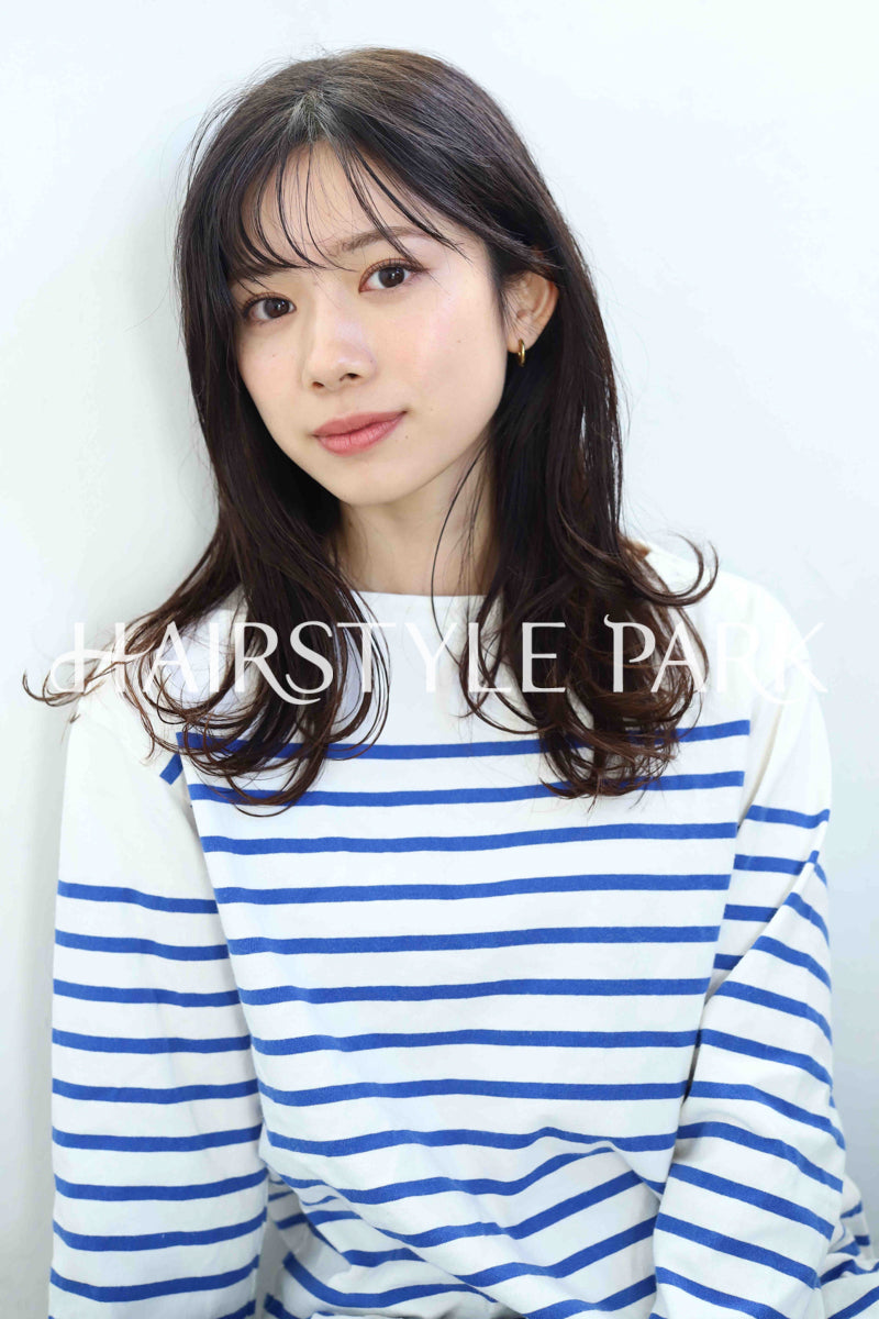 ヘアスタイル写真PhotoNo:337-3 (8) [ロング,レディース,クール / かっこいい,パーマ,縦型 ]