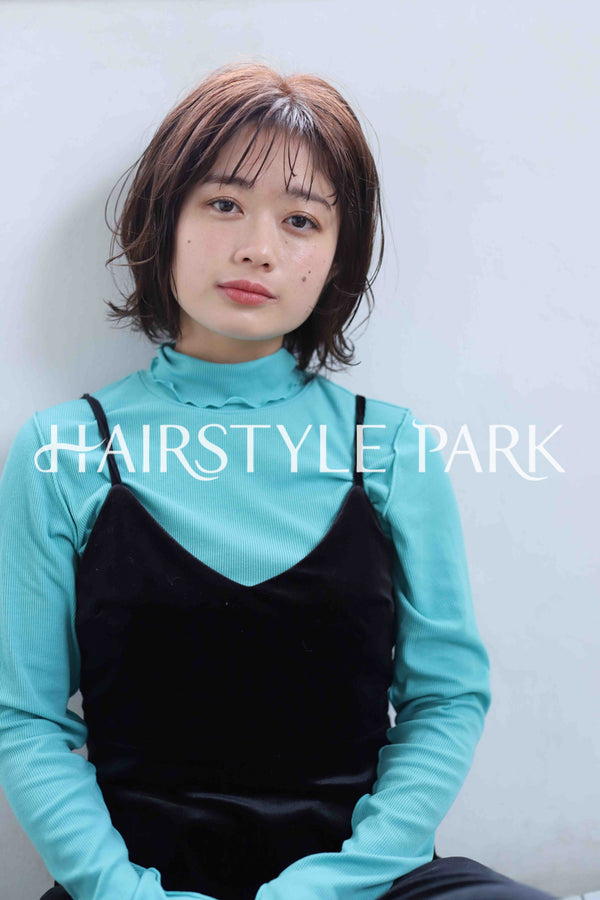ヘアスタイル写真PhotoNo:341-1 (18) [ミディアム,レディース,ナチュラル,パーマ,縦型 ]