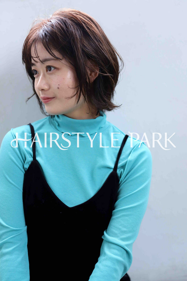 ヘアスタイル写真PhotoNo:341-1 (5) [ミディアム,レディース,ナチュラル,パーマ,縦型 ]
