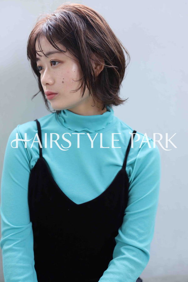 ヘアスタイル写真PhotoNo:341-1 (6) [ミディアム,レディース,ナチュラル,パーマ,縦型 ]