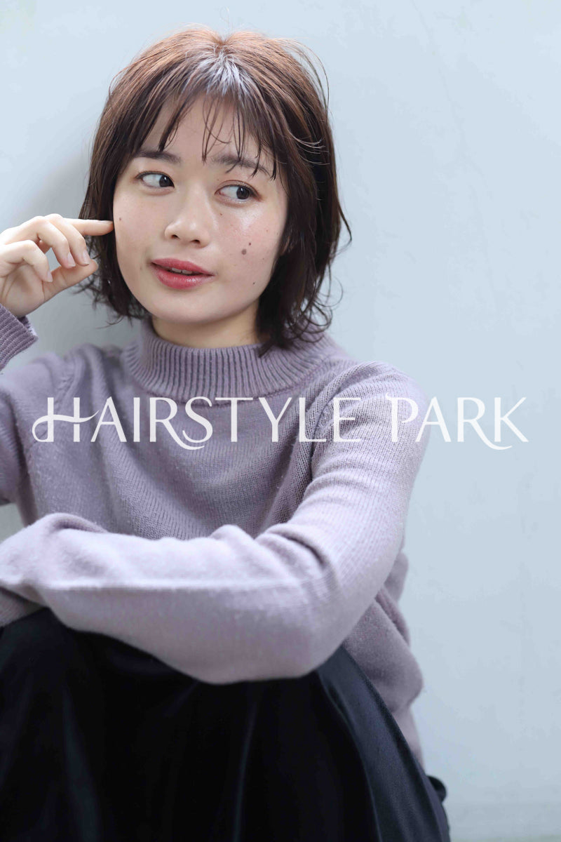 ヘアスタイル写真PhotoNo:341-2 (4) [ミディアム,レディース,ナチュラル,パーマ,縦型 ]