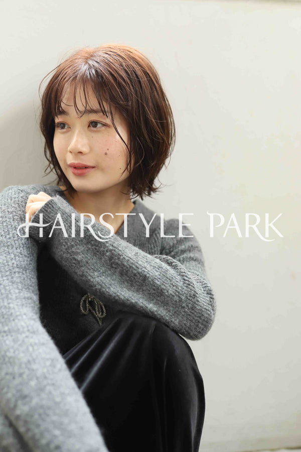 ヘアスタイル写真PhotoNo:341-3 (16) [ミディアム,レディース,ナチュラル,パーマ,縦型 ]