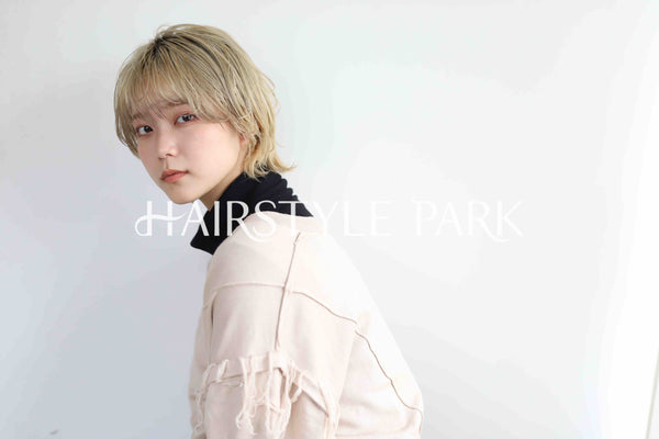 ヘアスタイル写真PhotoNo:342-1 (9) [ショートミディアム,レディース,カジュアル,クール / かっこいい,カット,カラー,ダブルカラー,縦型 ]