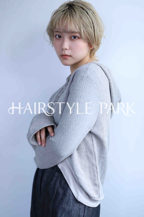 ヘアスタイル写真PhotoNo:342-2 (1) [ショートミディアム,レディース,カジュアル,クール / かっこいい,カット,カラー,ダブルカラー,縦型 ]