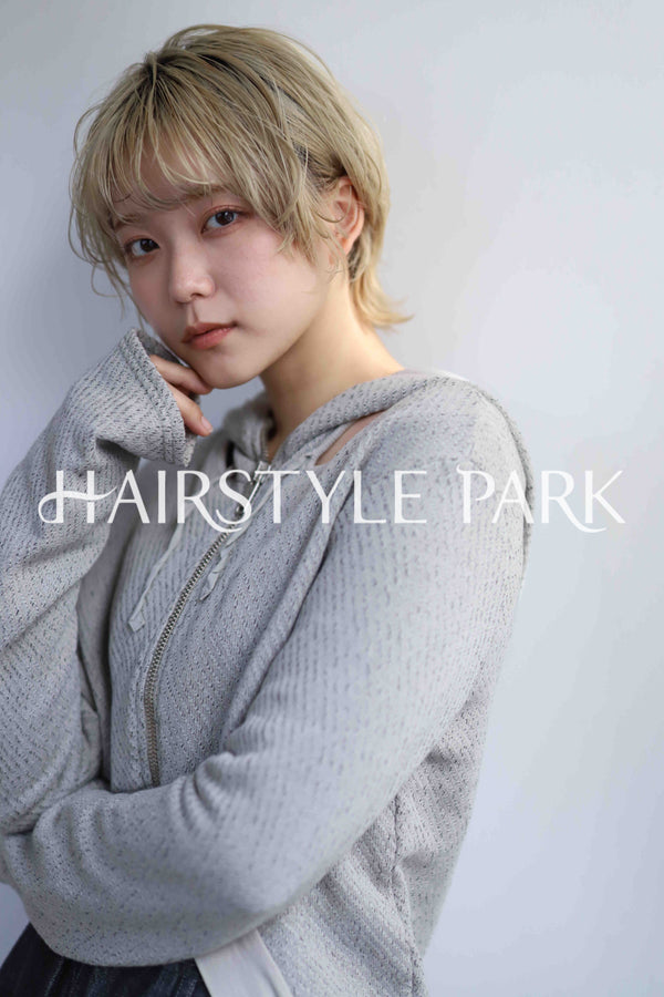 ヘアスタイル写真PhotoNo:342-2 (20) [ショートミディアム,レディース,カジュアル,クール / かっこいい,カット,カラー,ダブルカラー,縦型 ]