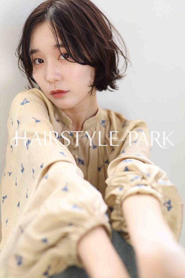 ヘアスタイル写真PhotoNo:344-3 (24) [ミディアム,レディース,ナチュラル,クール / かっこいい,カット,カラー,縦型 ]