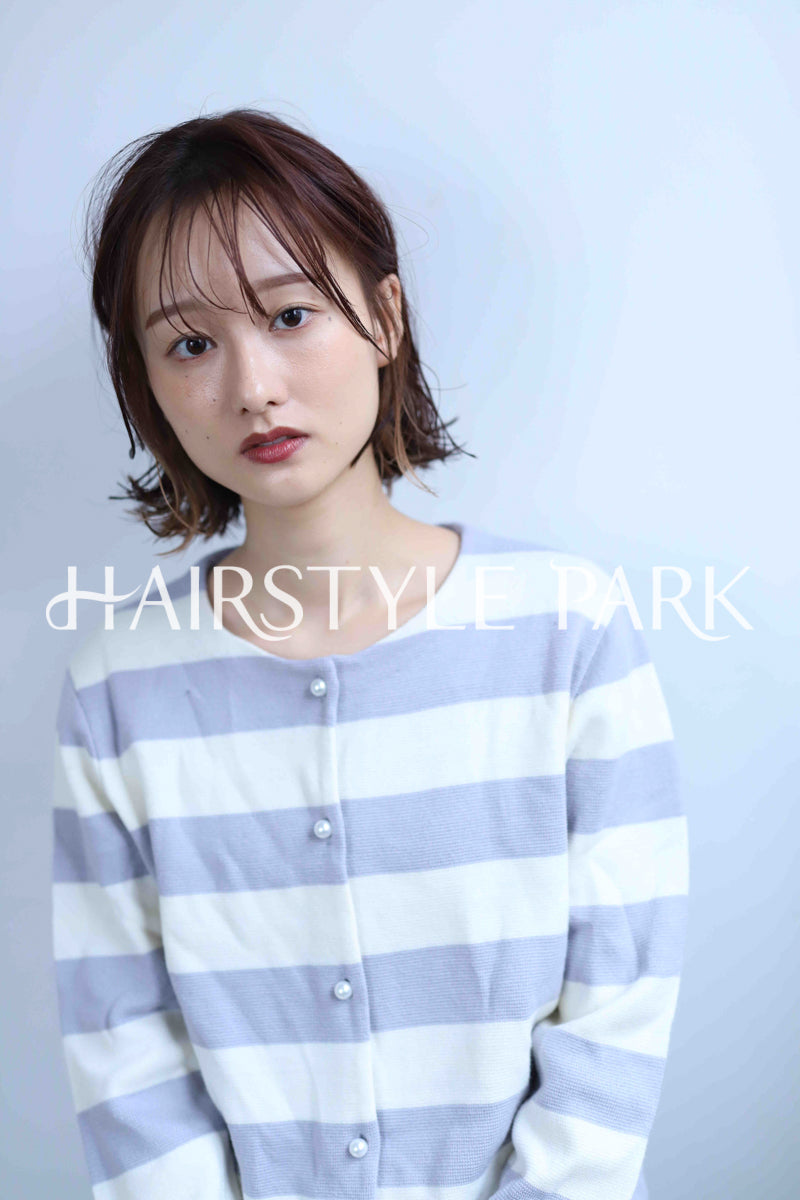 ヘアスタイル写真PhotoNo:345-2 (1) [ミディアム,レディース,ナチュラル,モテ・愛され,カラー,パーマ,縦型 ]