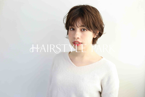 ヘアスタイル写真PhotoNo:346-2 (10) [ショート,レディース,ナチュラル,カラー,パーマ,縦型 ]