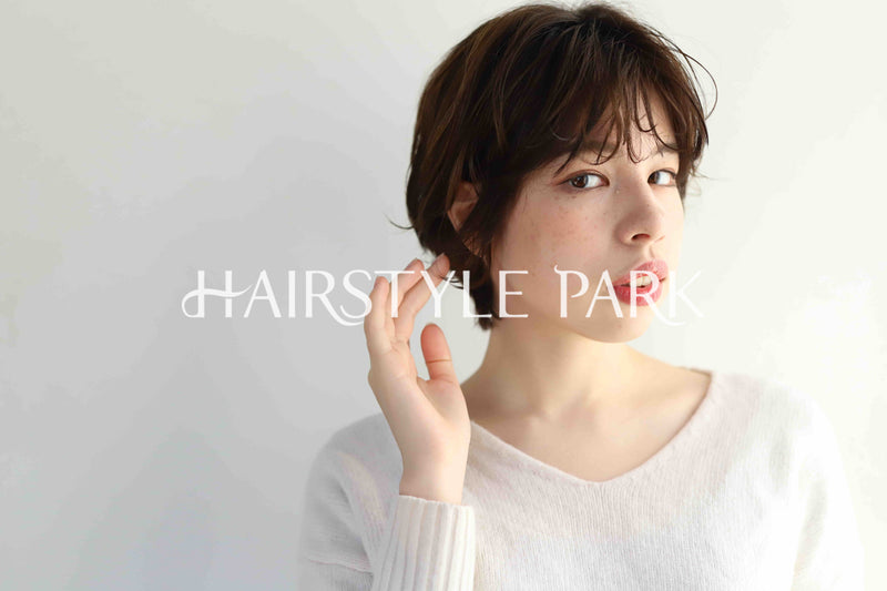 ヘアスタイル写真PhotoNo:346-2 (17) [ショート,レディース,ナチュラル,カラー,パーマ,縦型 ]