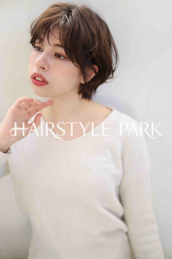 ヘアスタイル写真PhotoNo:346-3 (18) [ショート,レディース,ナチュラル,カラー,パーマ,縦型 ]