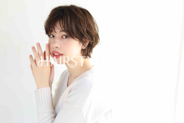 ヘアスタイル写真PhotoNo:346-3 (1) [ショート,レディース,ナチュラル,カラー,パーマ,縦型 ]