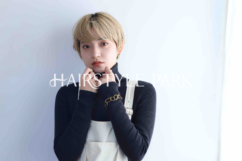 ヘアスタイル写真PhotoNo:347-1 (3) [ショート,レディース,カジュアル,カット,カラー,ダブルカラー,縦型 ]