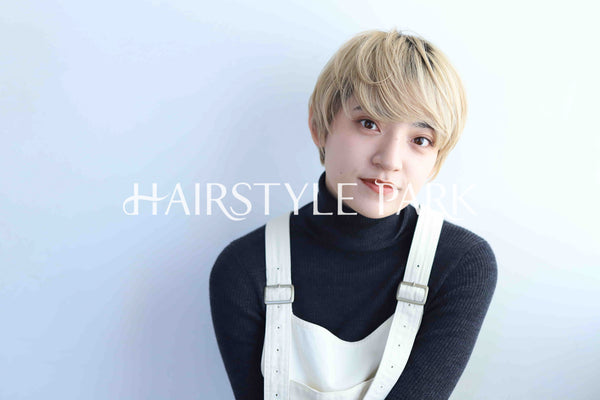 ヘアスタイル写真PhotoNo:347-2 (1) [ショート,レディース,カジュアル,カット,カラー,ダブルカラー,縦型 ]