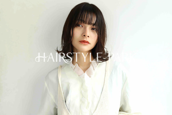 ヘアスタイル写真PhotoNo:348-1 (2) [ミディアム,レディース,ナチュラル,カラー,縦型 ]