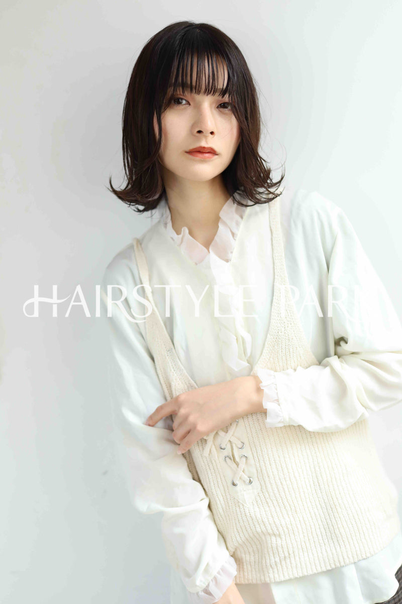 ヘアスタイル写真PhotoNo:348-1 (3) [ミディアム,レディース,ナチュラル,カラー,縦型 ]