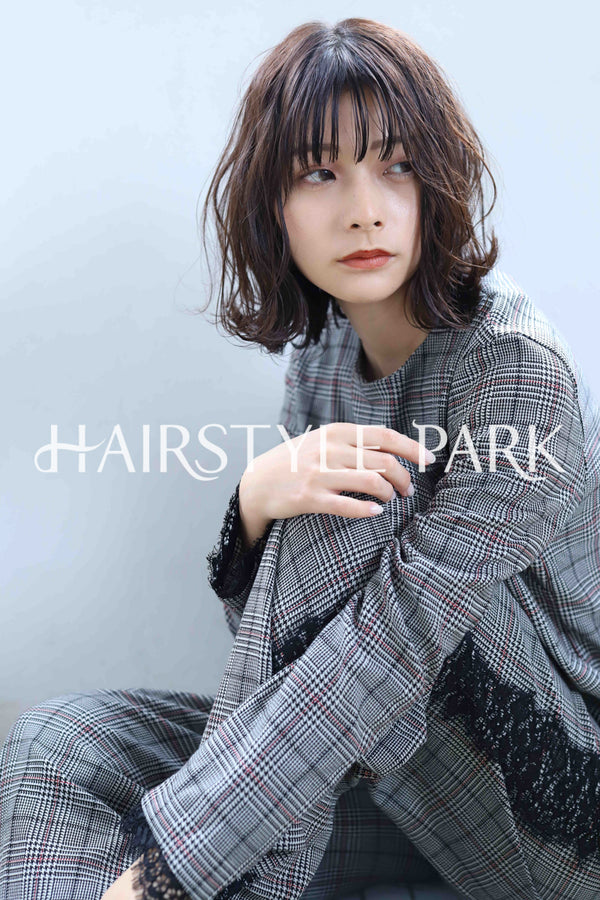 ヘアスタイル写真PhotoNo:348-2 (10) [ミディアム,レディース,ナチュラル,パーマ,縦型 ]