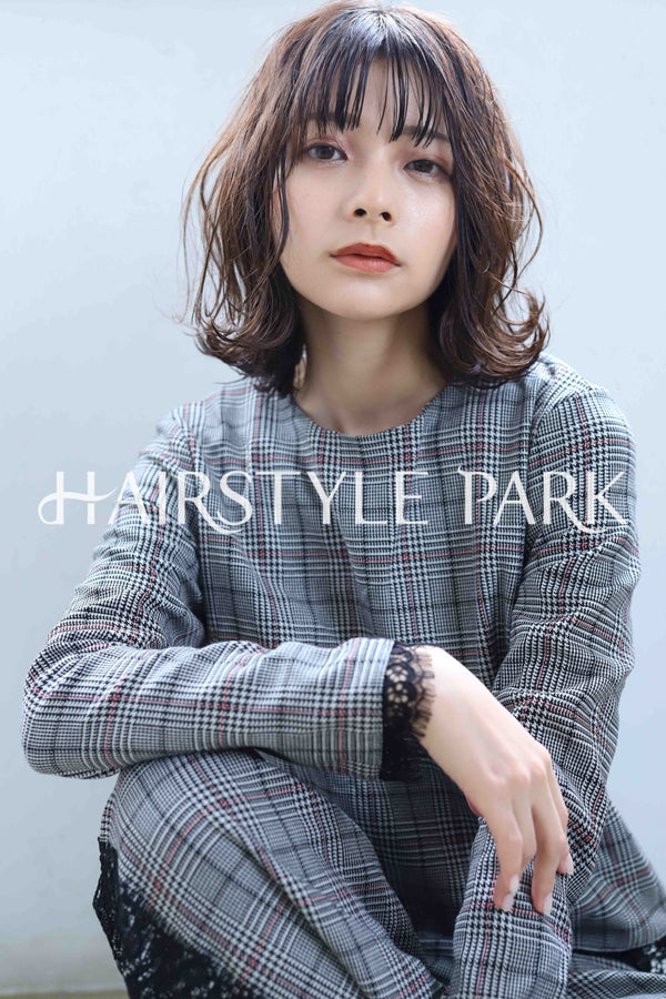 ヘアスタイル写真PhotoNo:348-2 (17) [ミディアム,レディース,ナチュラル,パーマ,縦型 ]