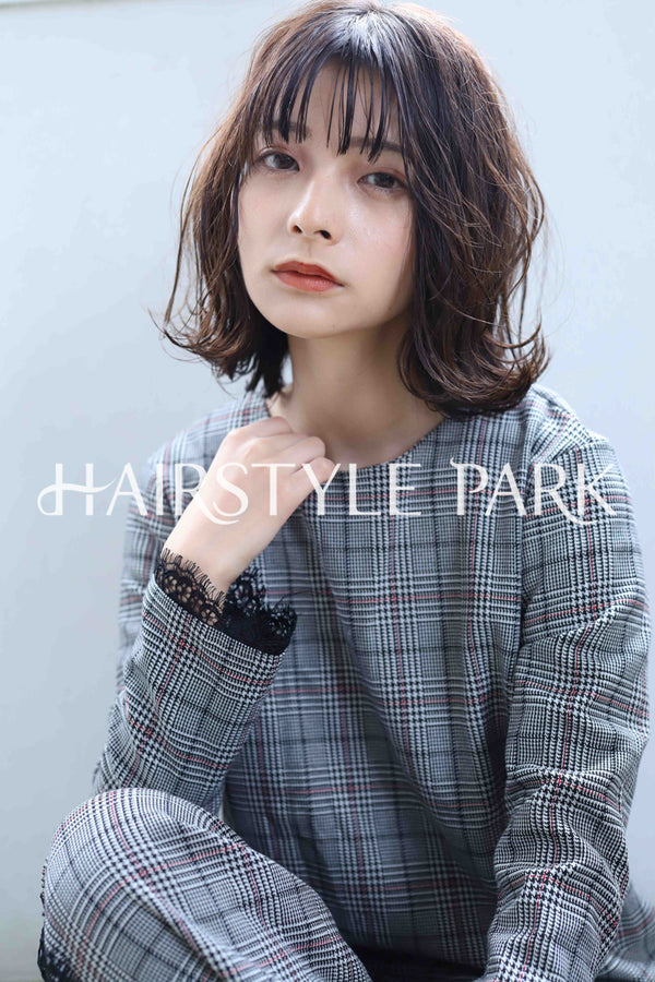 ヘアスタイル写真PhotoNo:348-2 (18) [ミディアム,レディース,ナチュラル,パーマ,縦型 ]