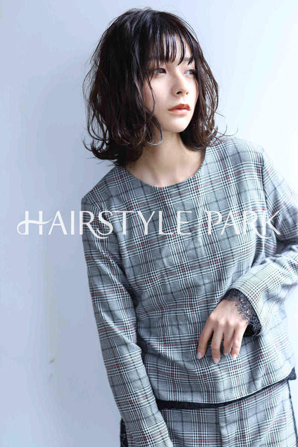 ヘアスタイル写真PhotoNo:348-2 (2) [ミディアム,レディース,ナチュラル,パーマ,縦型 ]