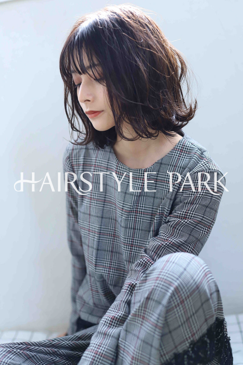 ヘアスタイル写真PhotoNo:348-2 (7) [ミディアム,レディース,ナチュラル,パーマ,縦型 ]