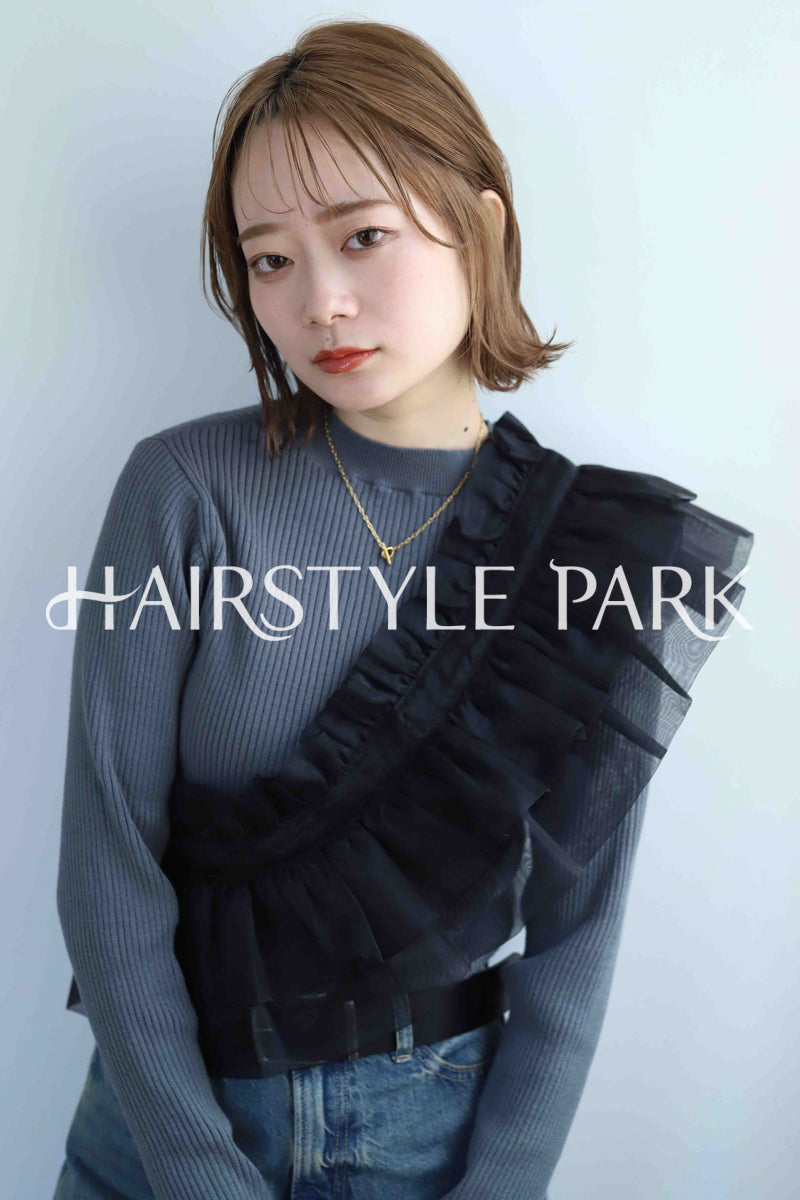 ヘアスタイル写真PhotoNo:349-1 (2) [ミディアム,レディース,カジュアル,クール / かっこいい,カラー,ダブルカラー,縦型 ]