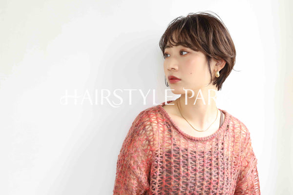 ヘアスタイル写真PhotoNo:350-1 (4) [ショート,レディース,ナチュラル,クール / かっこいい,カット,縦型 ]