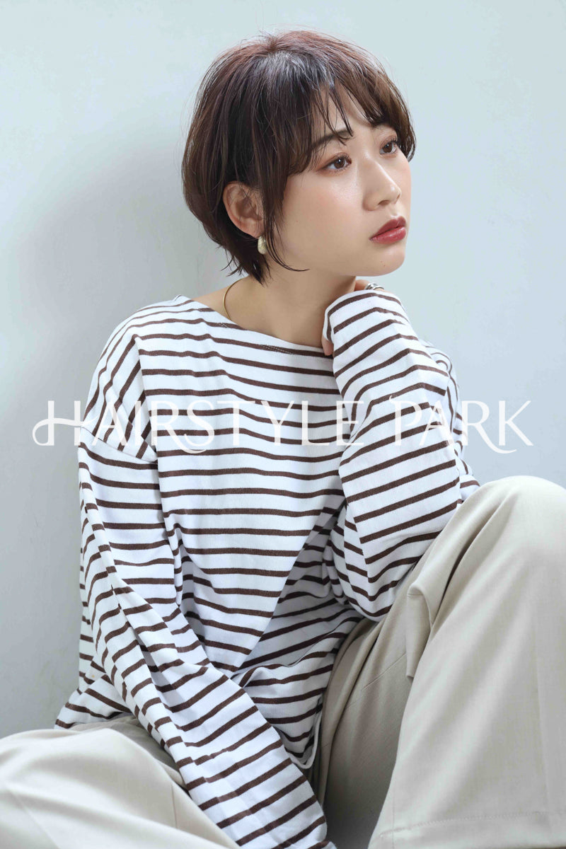 ヘアスタイル写真PhotoNo:350-2 (22) [ショート,レディース,ナチュラル,クール / かっこいい,カット,縦型 ]