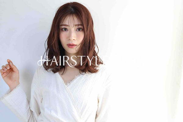 ヘアスタイル写真PhotoNo:355-1 (10) [ロング,レディース,オフィス / コンサバ,カラー,パーマ,縦型 ]