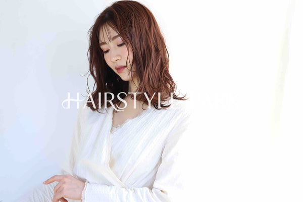 ヘアスタイル写真PhotoNo:355-1 (21) [ロング,レディース,オフィス / コンサバ,カラー,パーマ,縦型 ]