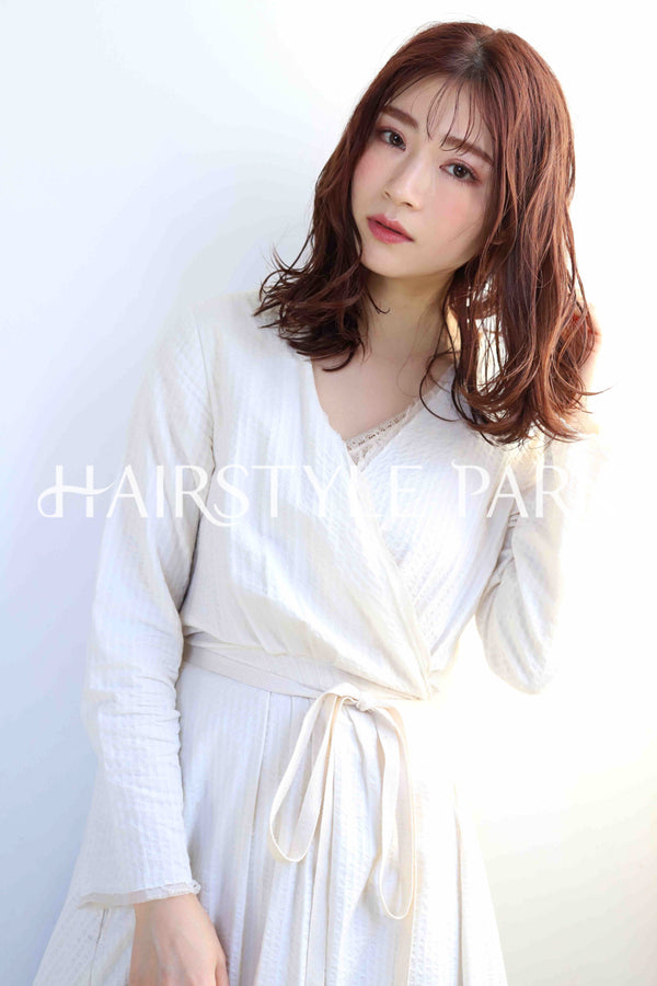 ヘアスタイル写真PhotoNo:355-2 (5) [ロング,レディース,オフィス / コンサバ,カラー,パーマ,縦型 ]