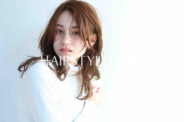 ヘアスタイル写真PhotoNo:357-3 (24) [ロング,レディース,ナチュラル,カラー,パーマ,縦型 ]