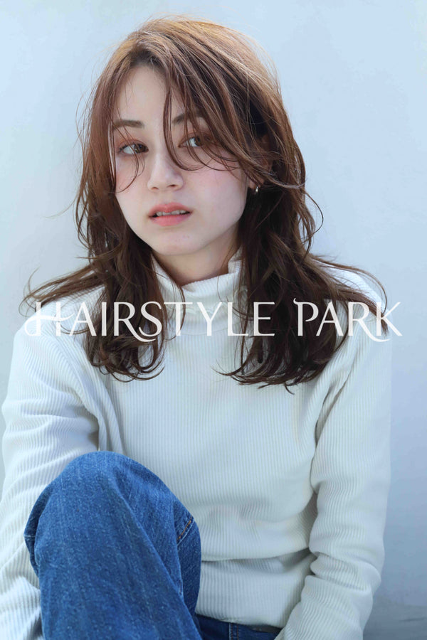 ヘアスタイル写真PhotoNo:357-3 (26) [ロング,レディース,ナチュラル,カラー,パーマ,縦型 ]