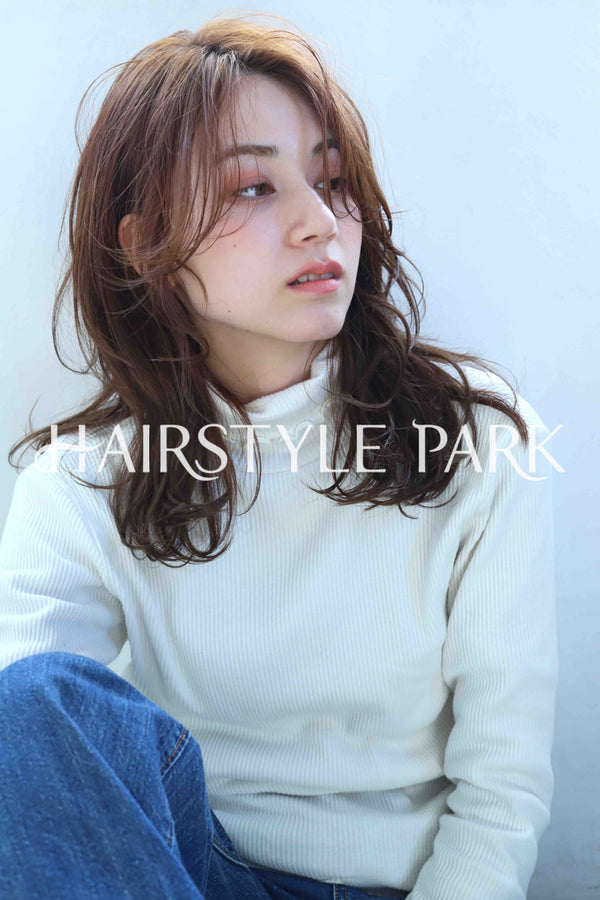 ヘアスタイル写真PhotoNo:357-3 (27) [ロング,レディース,ナチュラル,カラー,パーマ,縦型 ]