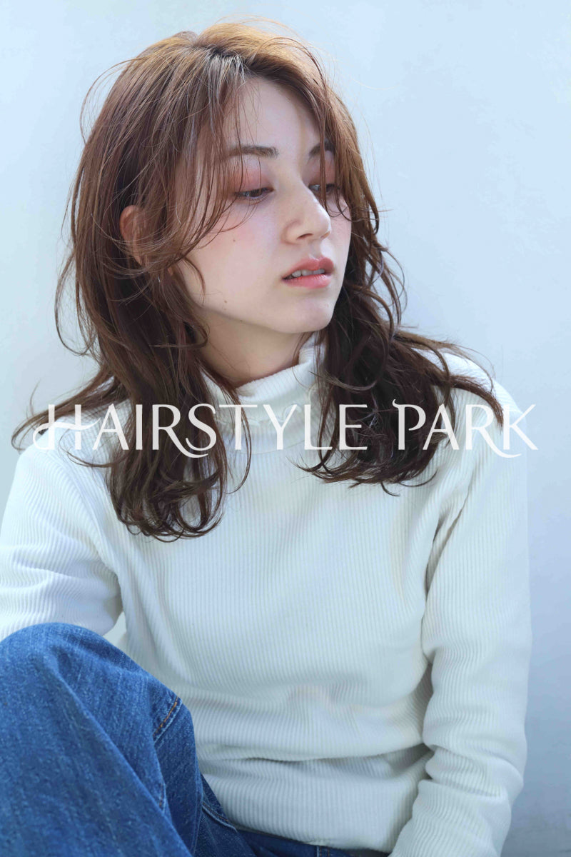 ヘアスタイル写真PhotoNo:357-3 (28) [ロング,レディース,ナチュラル,カラー,パーマ,縦型 ]