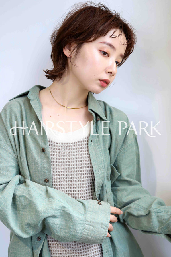 ヘアスタイル写真PhotoNo:358-1 (22) [ショートミディアム,レディース,モテ・愛され,カジュアル,カット,カラー,縦型 ]