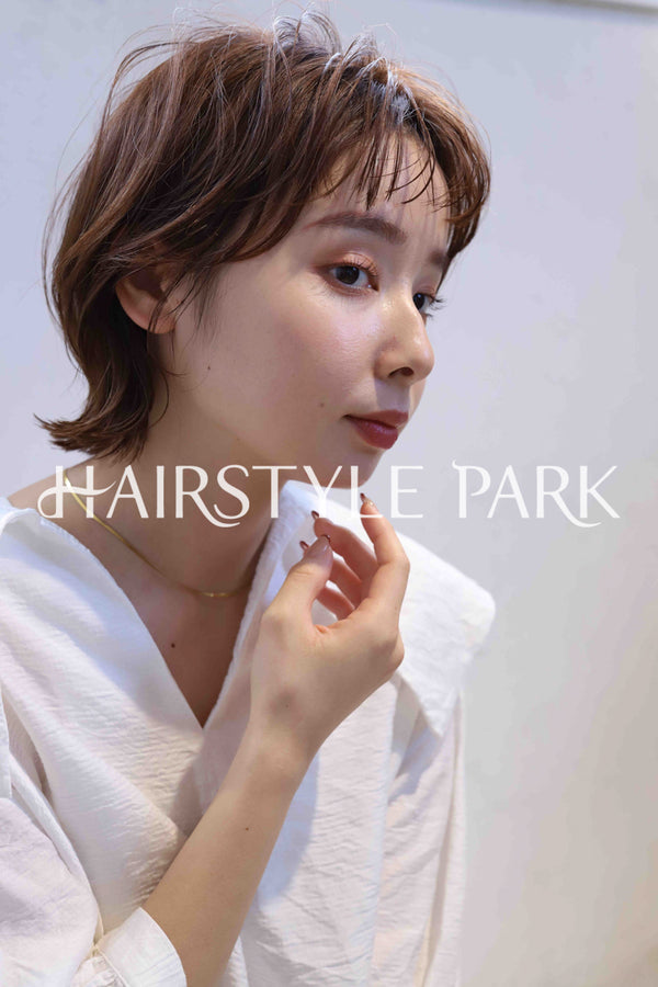 ヘアスタイル写真PhotoNo:358-3 (18) [ショートミディアム,レディース,モテ・愛され,カジュアル,カット,カラー,縦型 ]